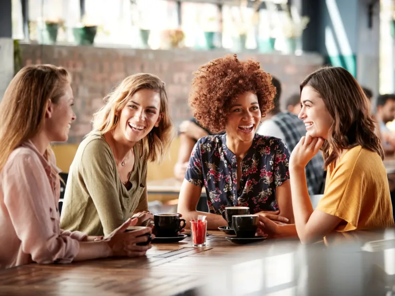 Women at lunch